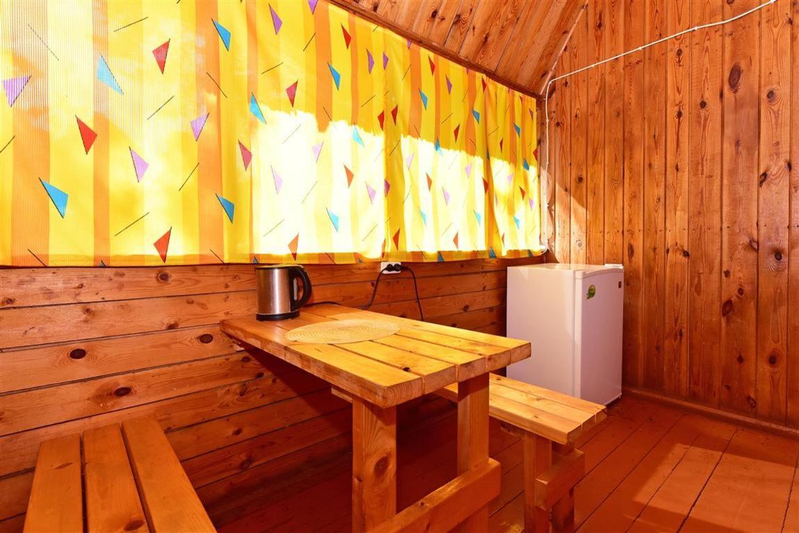 ホテル Camping Vaivari Jūrkalne エクステリア 写真